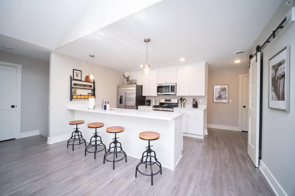 New Beautiful 3 Bedroom Condo In Bettendorf Exterior photo